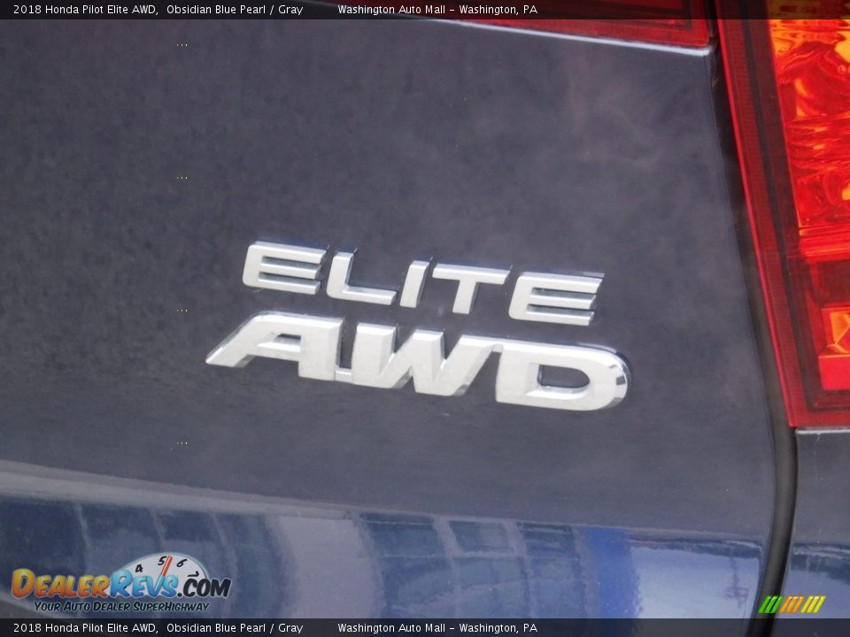 2018 Honda Pilot Elite AWD Obsidian Blue Pearl / Gray Photo #10