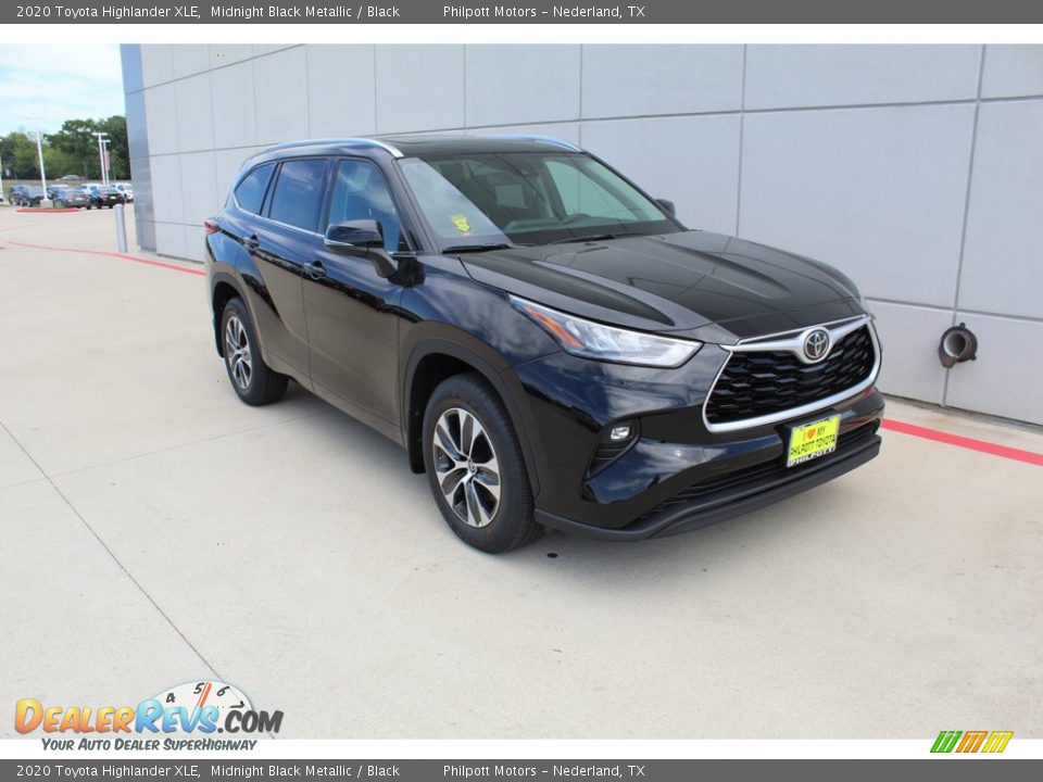 2020 Toyota Highlander XLE Midnight Black Metallic / Black Photo #2