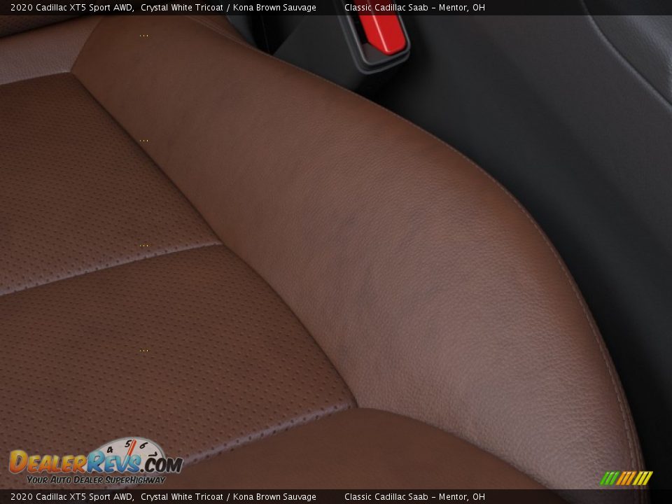 2020 Cadillac XT5 Sport AWD Crystal White Tricoat / Kona Brown Sauvage Photo #17