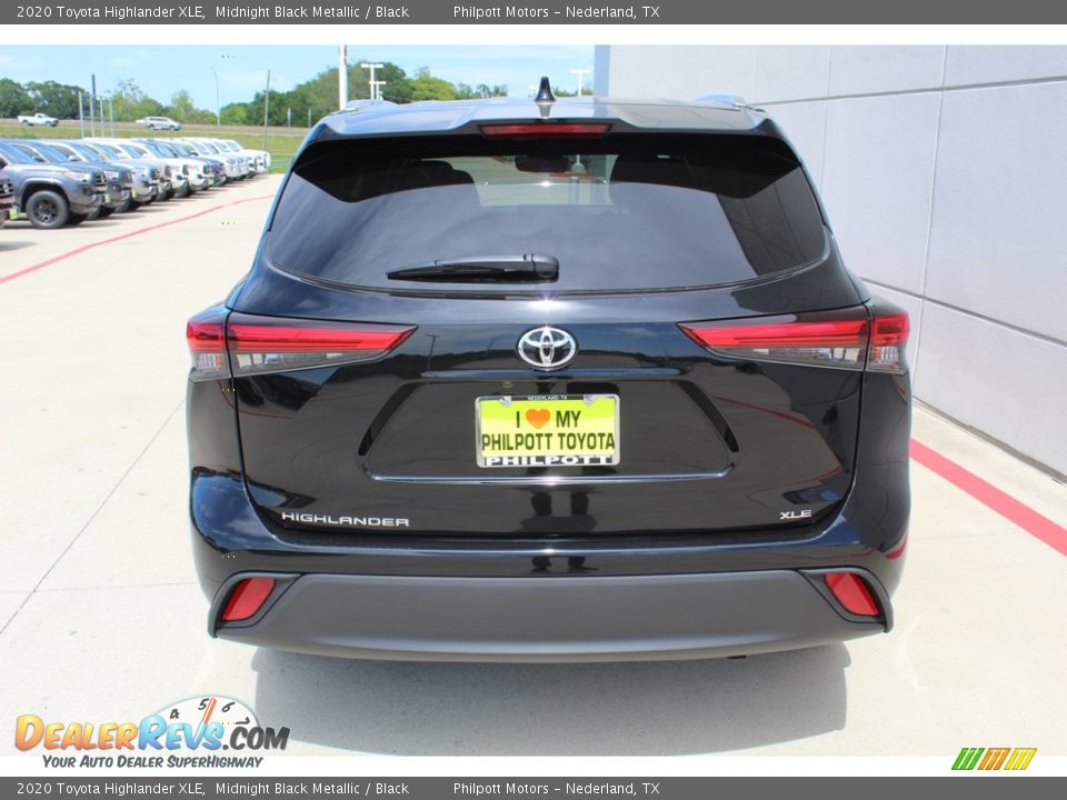 2020 Toyota Highlander XLE Midnight Black Metallic / Black Photo #7