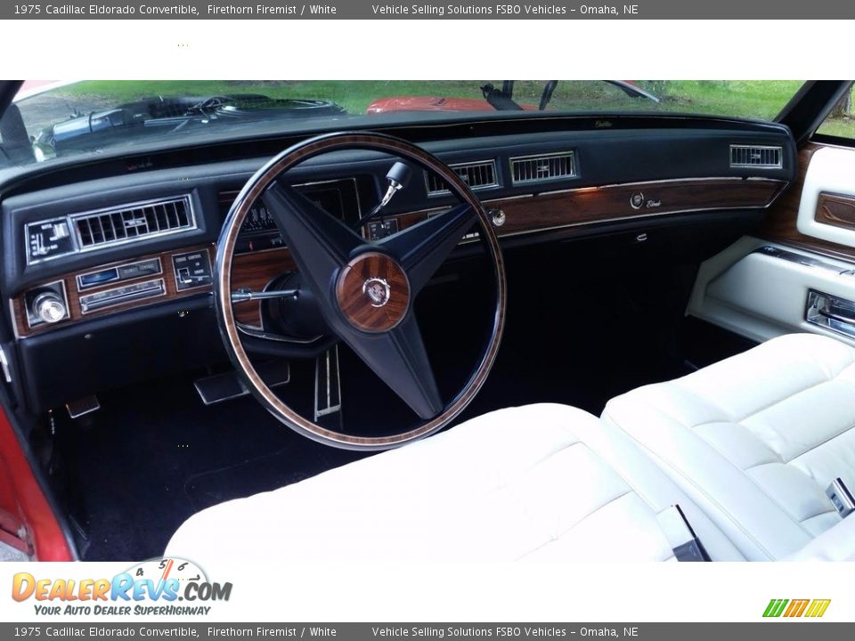 Dashboard of 1975 Cadillac Eldorado Convertible Photo #10