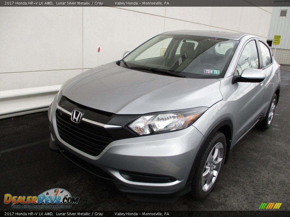 2017 Honda HR-V LX AWD Lunar Silver Metallic / Gray Photo #9