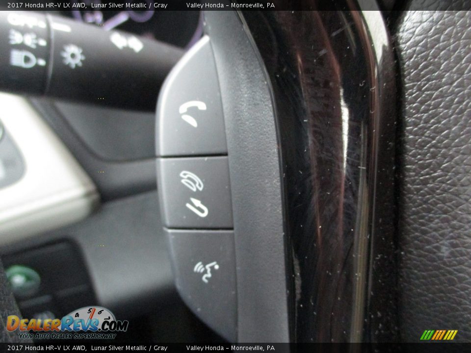 2017 Honda HR-V LX AWD Lunar Silver Metallic / Gray Photo #17