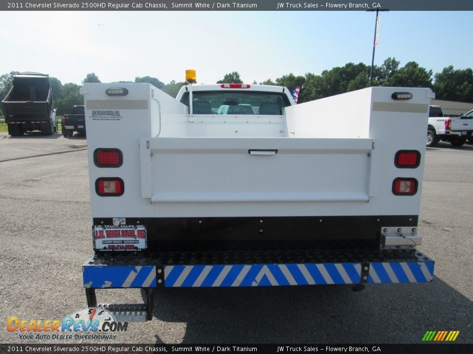 2011 Chevrolet Silverado 2500HD Regular Cab Chassis Summit White / Dark Titanium Photo #4