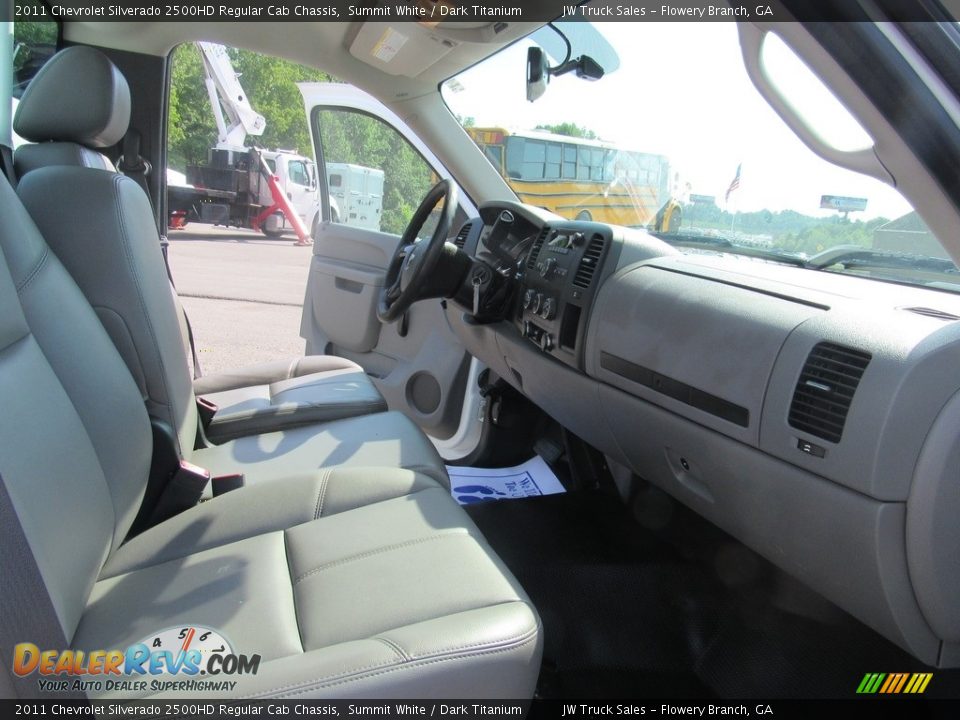 2011 Chevrolet Silverado 2500HD Regular Cab Chassis Summit White / Dark Titanium Photo #23