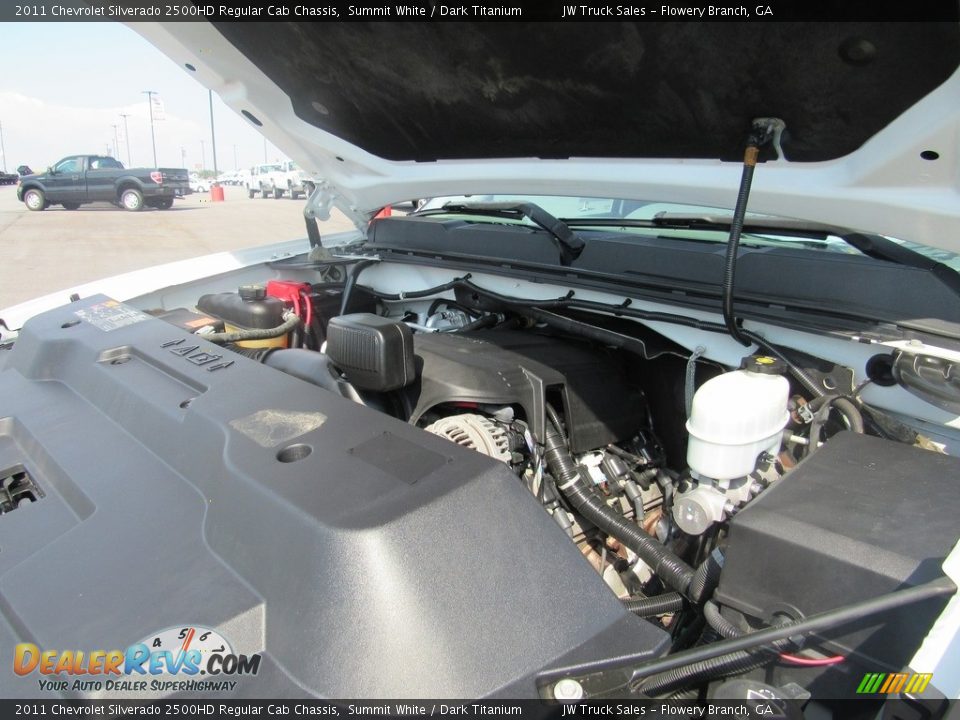 2011 Chevrolet Silverado 2500HD Regular Cab Chassis Summit White / Dark Titanium Photo #26