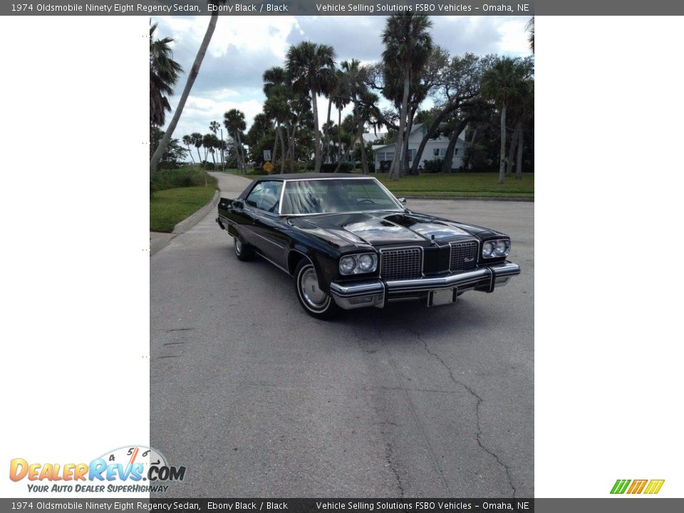 Front 3/4 View of 1974 Oldsmobile Ninety Eight Regency Sedan Photo #8