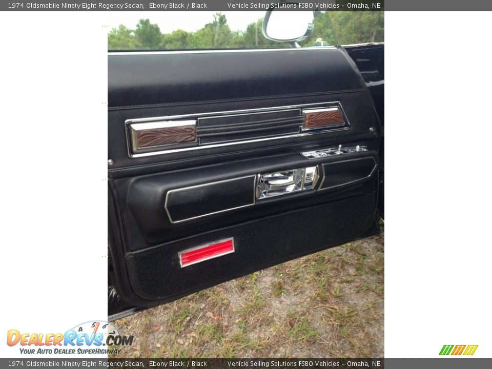 Door Panel of 1974 Oldsmobile Ninety Eight Regency Sedan Photo #27