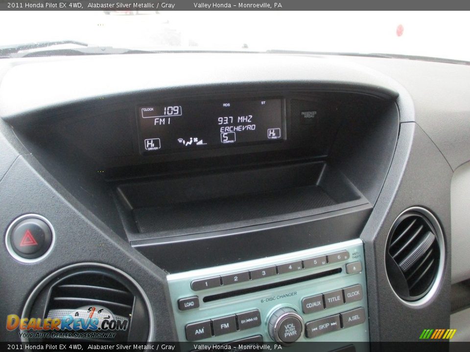 2011 Honda Pilot EX 4WD Alabaster Silver Metallic / Gray Photo #15