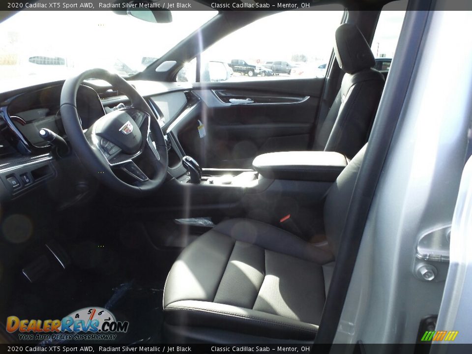 2020 Cadillac XT5 Sport AWD Radiant Silver Metallic / Jet Black Photo #3