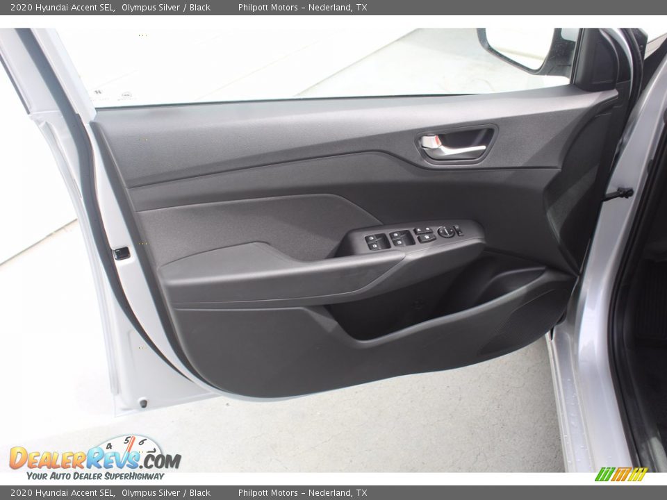 2020 Hyundai Accent SEL Olympus Silver / Black Photo #9