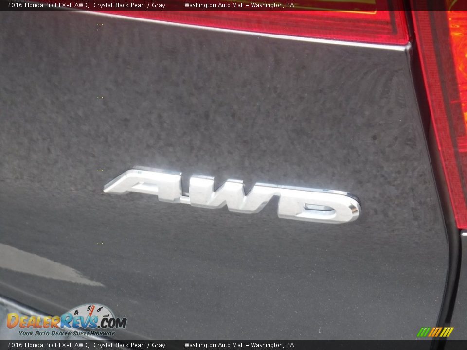 2016 Honda Pilot EX-L AWD Crystal Black Pearl / Gray Photo #10