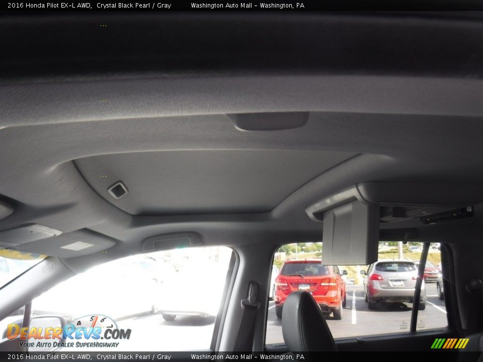 2016 Honda Pilot EX-L AWD Crystal Black Pearl / Gray Photo #12