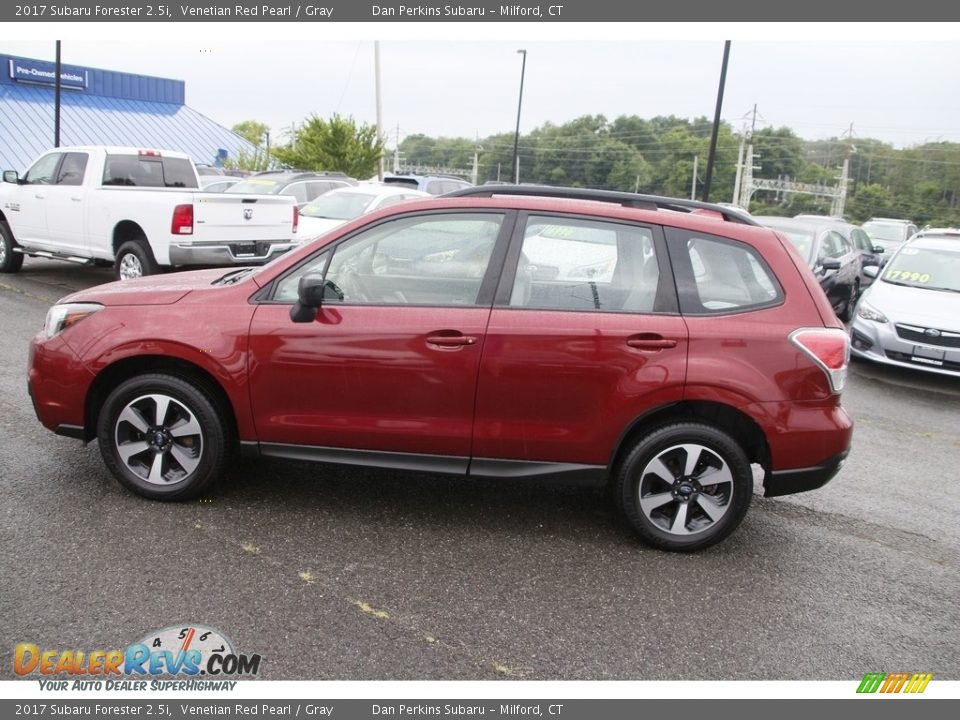 2017 Subaru Forester 2.5i Venetian Red Pearl / Gray Photo #8