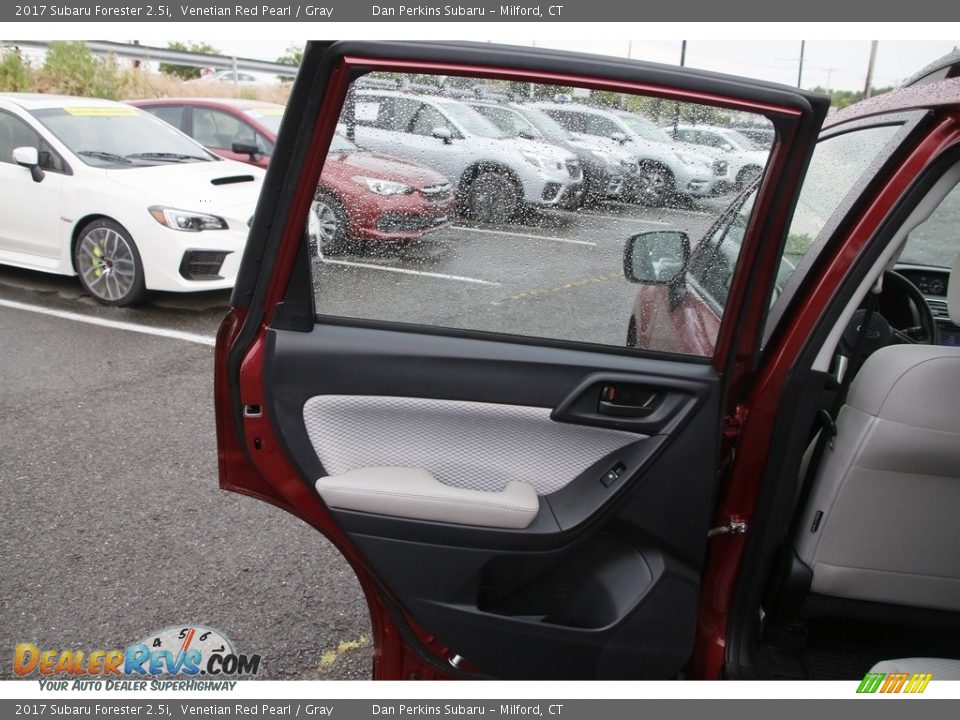 2017 Subaru Forester 2.5i Venetian Red Pearl / Gray Photo #11