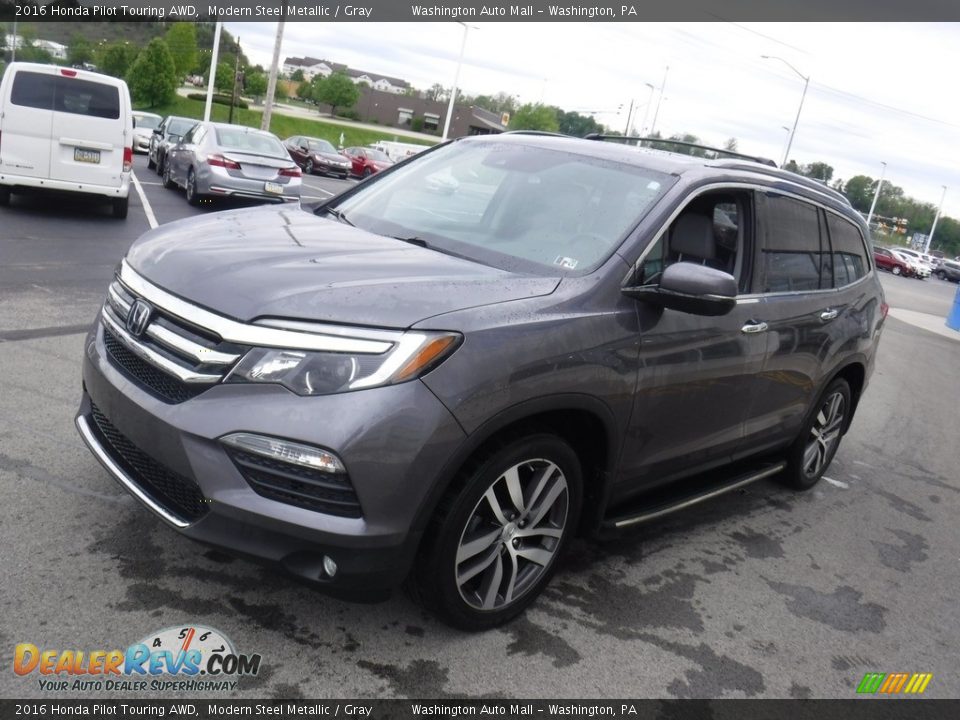 2016 Honda Pilot Touring AWD Modern Steel Metallic / Gray Photo #6