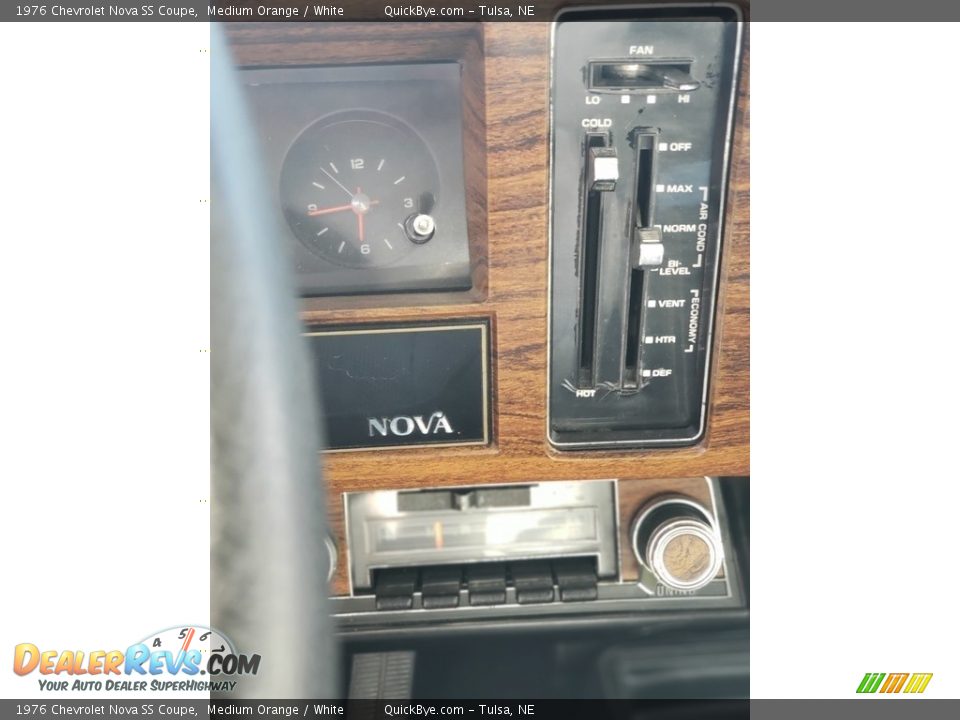 Controls of 1976 Chevrolet Nova SS Coupe Photo #10