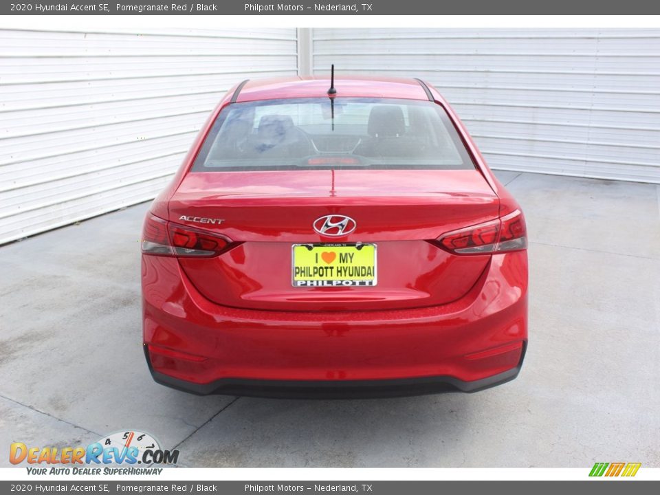 2020 Hyundai Accent SE Pomegranate Red / Black Photo #7
