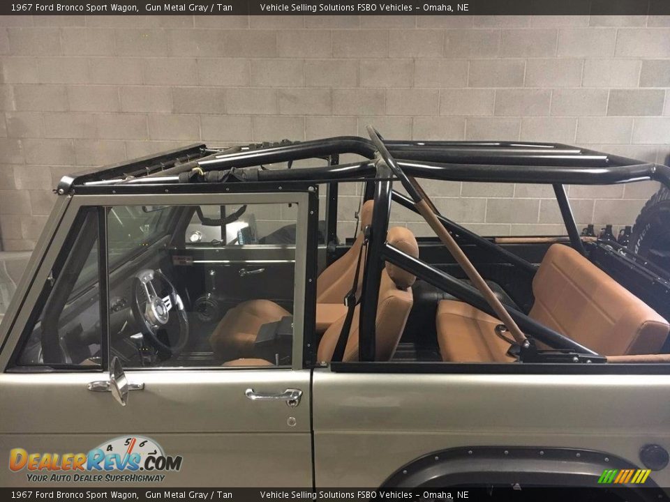 1967 Ford Bronco Sport Wagon Gun Metal Gray / Tan Photo #2