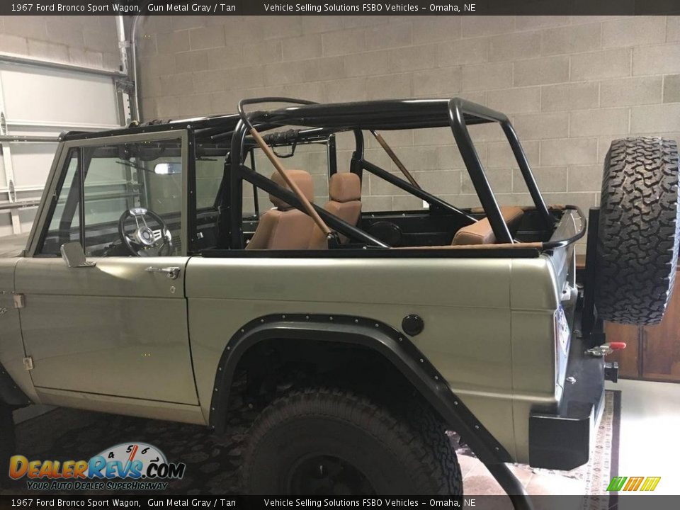 1967 Ford Bronco Sport Wagon Gun Metal Gray / Tan Photo #3