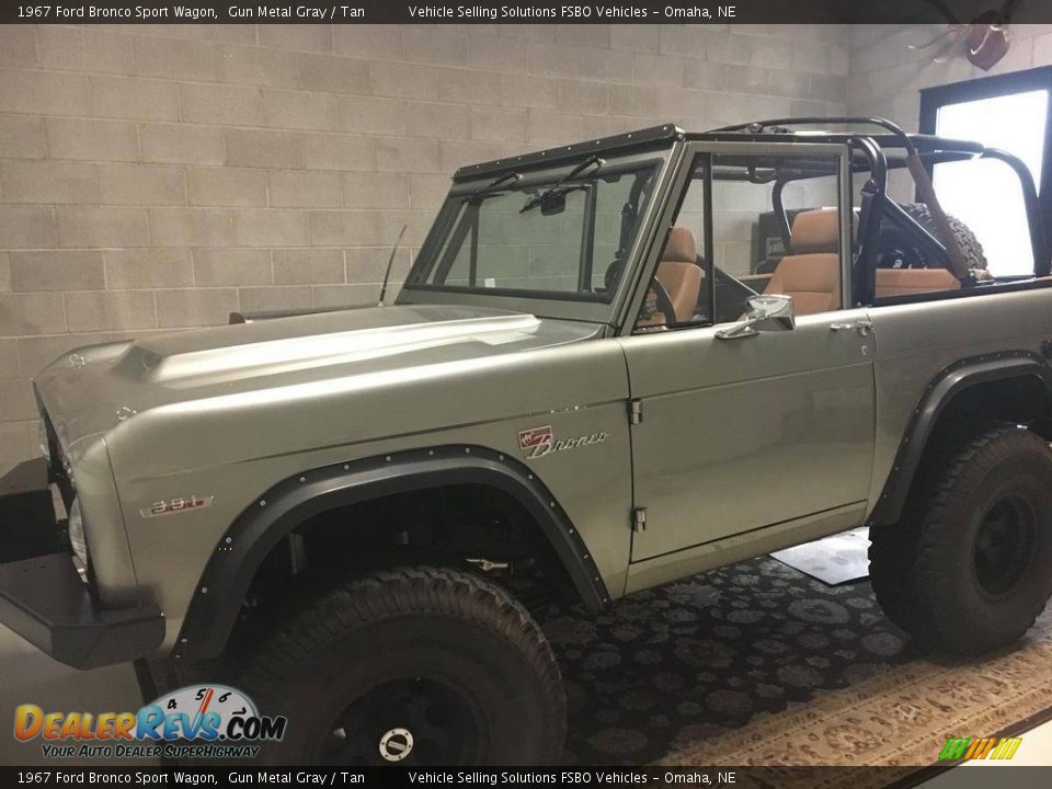 1967 Ford Bronco Sport Wagon Gun Metal Gray / Tan Photo #4