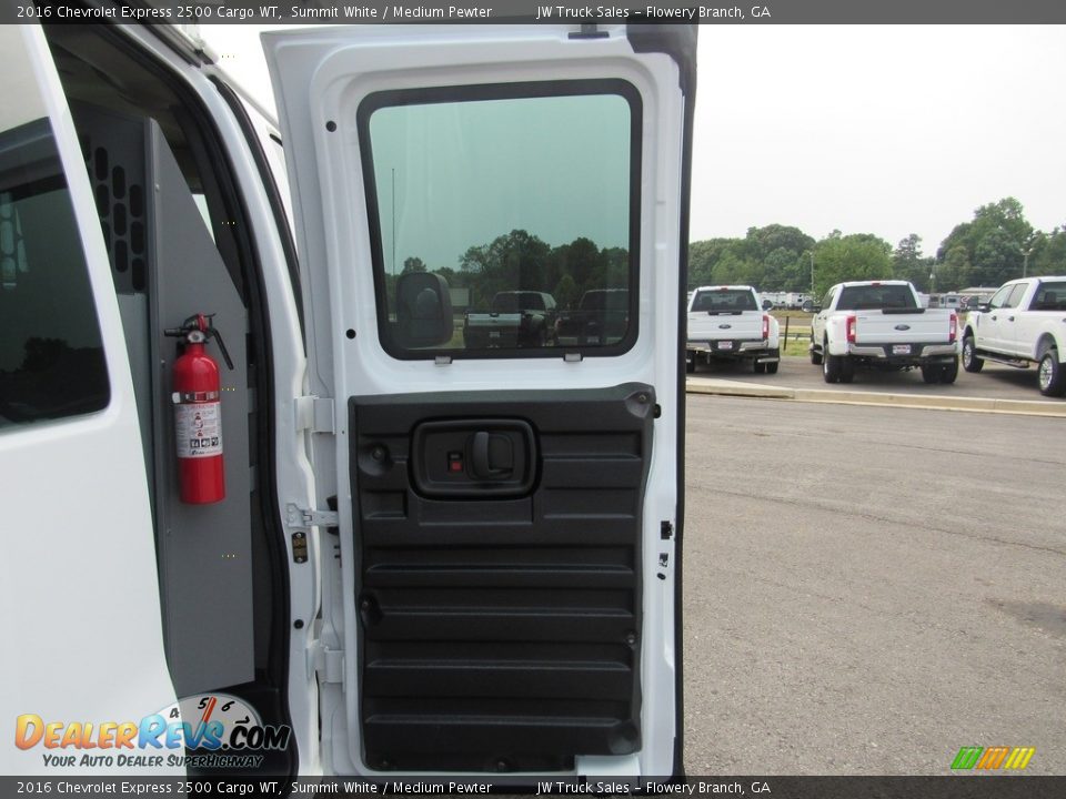 2016 Chevrolet Express 2500 Cargo WT Summit White / Medium Pewter Photo #19