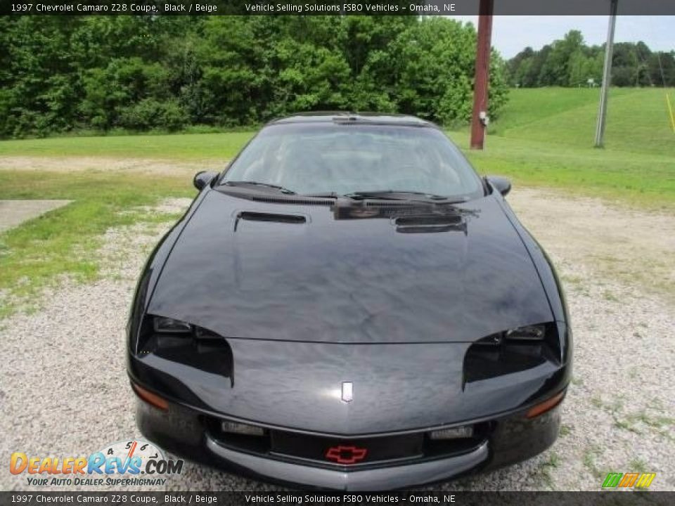 1997 Chevrolet Camaro Z28 Coupe Black / Beige Photo #2