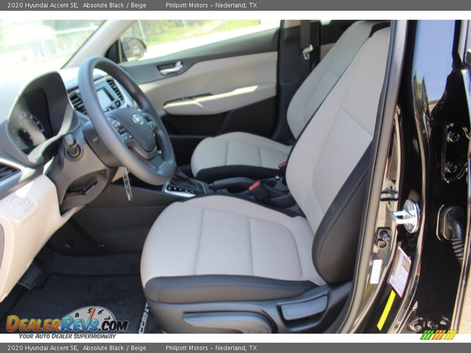 2020 Hyundai Accent SE Absolute Black / Beige Photo #14