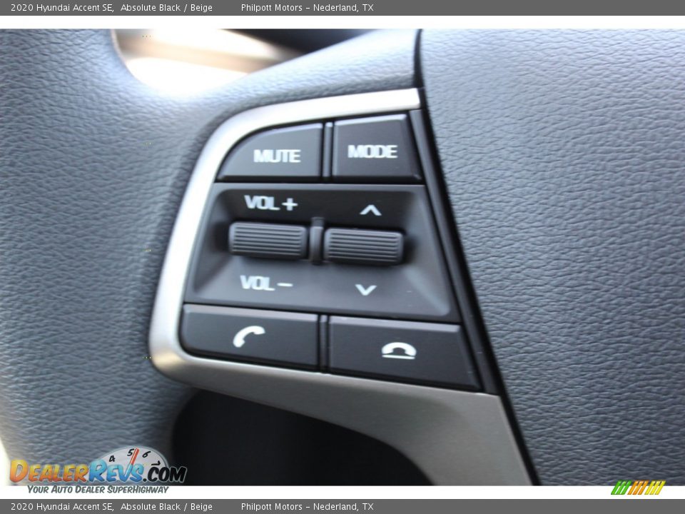 2020 Hyundai Accent SE Absolute Black / Beige Photo #15