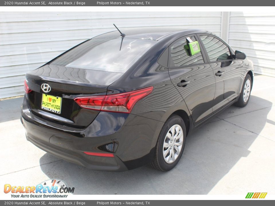 2020 Hyundai Accent SE Absolute Black / Beige Photo #8