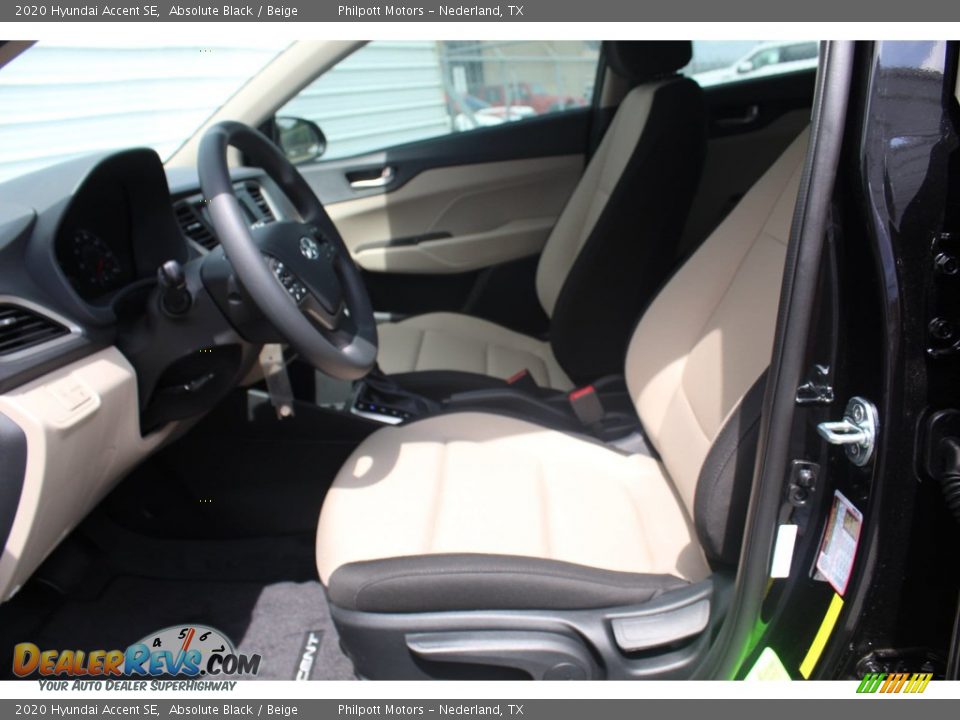 2020 Hyundai Accent SE Absolute Black / Beige Photo #10