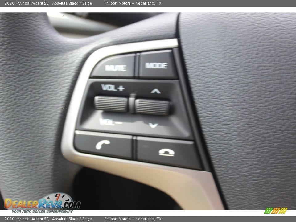 2020 Hyundai Accent SE Absolute Black / Beige Photo #11
