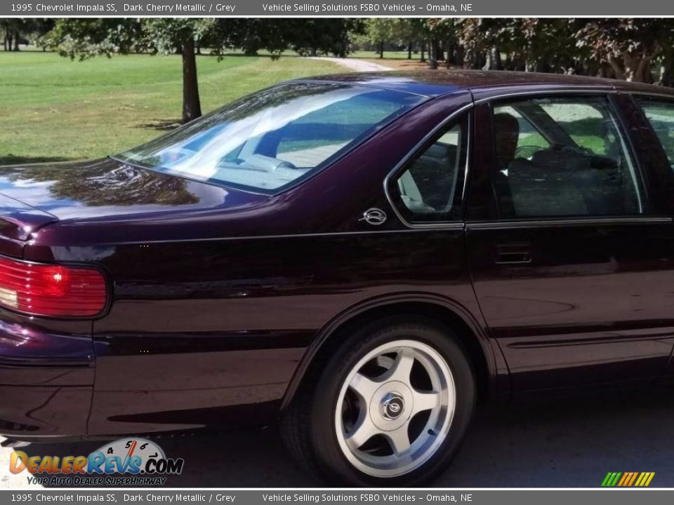 1995 Chevrolet Impala SS Dark Cherry Metallic / Grey Photo #3