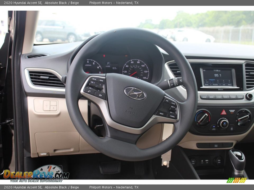 2020 Hyundai Accent SE Absolute Black / Beige Photo #21