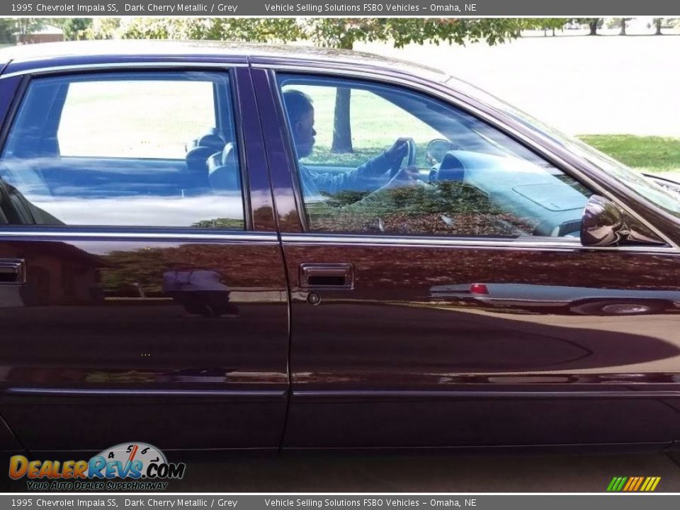 1995 Chevrolet Impala SS Dark Cherry Metallic / Grey Photo #6