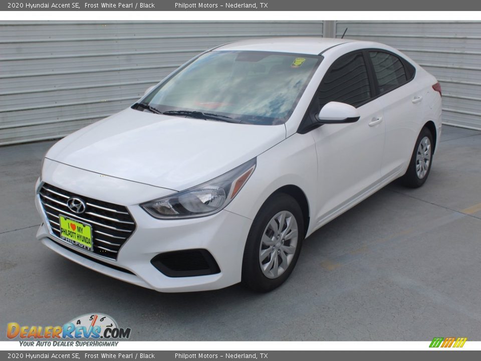 2020 Hyundai Accent SE Frost White Pearl / Black Photo #4