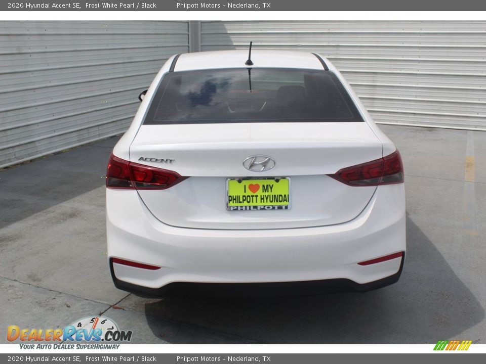 2020 Hyundai Accent SE Frost White Pearl / Black Photo #7