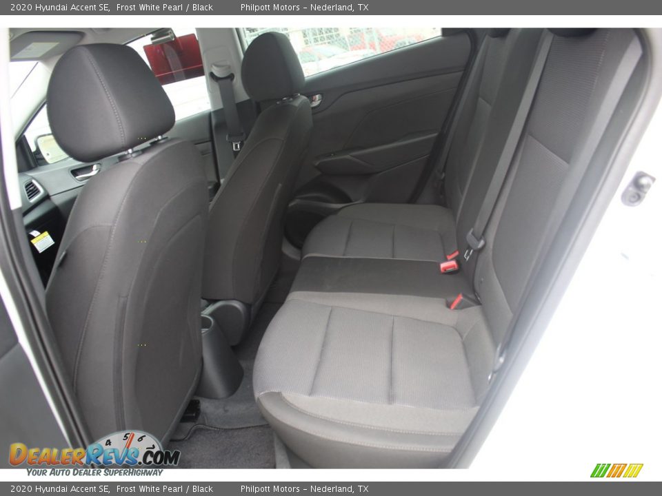 2020 Hyundai Accent SE Frost White Pearl / Black Photo #19