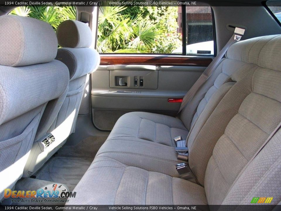 Rear Seat of 1994 Cadillac Deville Sedan Photo #4
