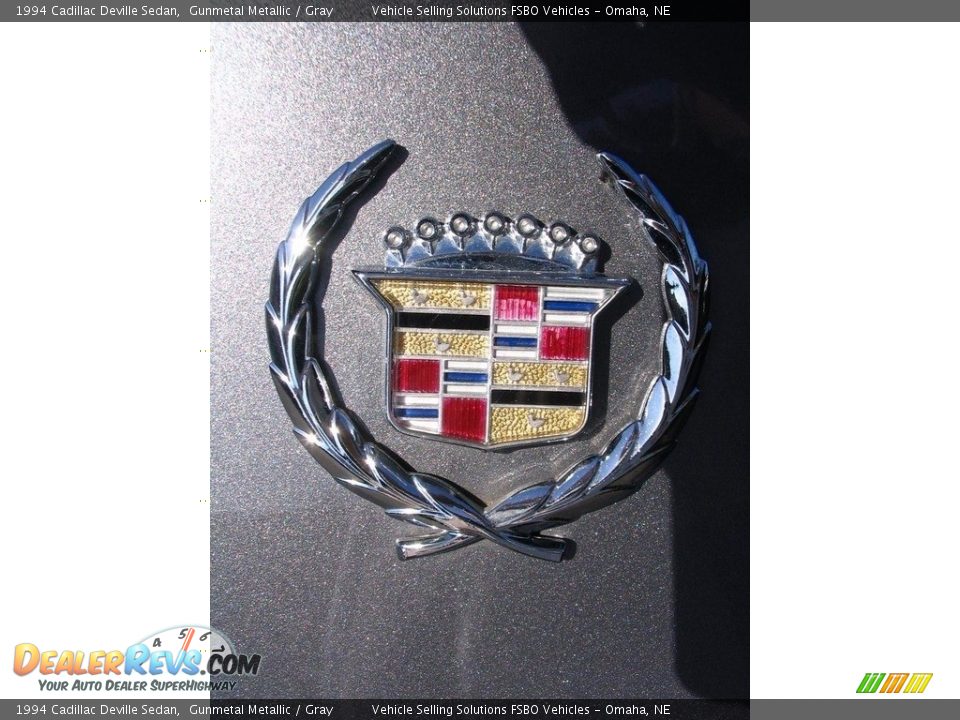 1994 Cadillac Deville Sedan Logo Photo #11