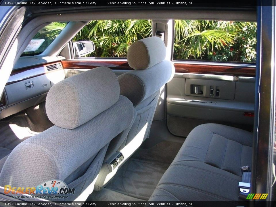 Rear Seat of 1994 Cadillac DeVille Sedan Photo #18