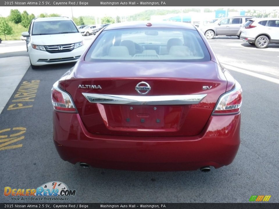 2015 Nissan Altima 2.5 SV Cayenne Red / Beige Photo #9