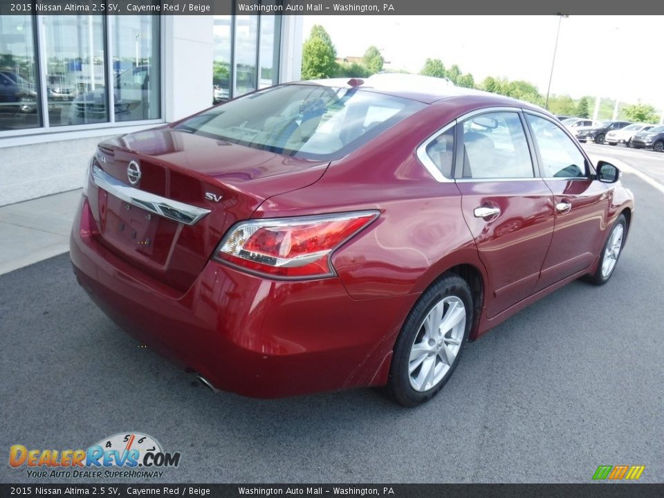 2015 Nissan Altima 2.5 SV Cayenne Red / Beige Photo #10