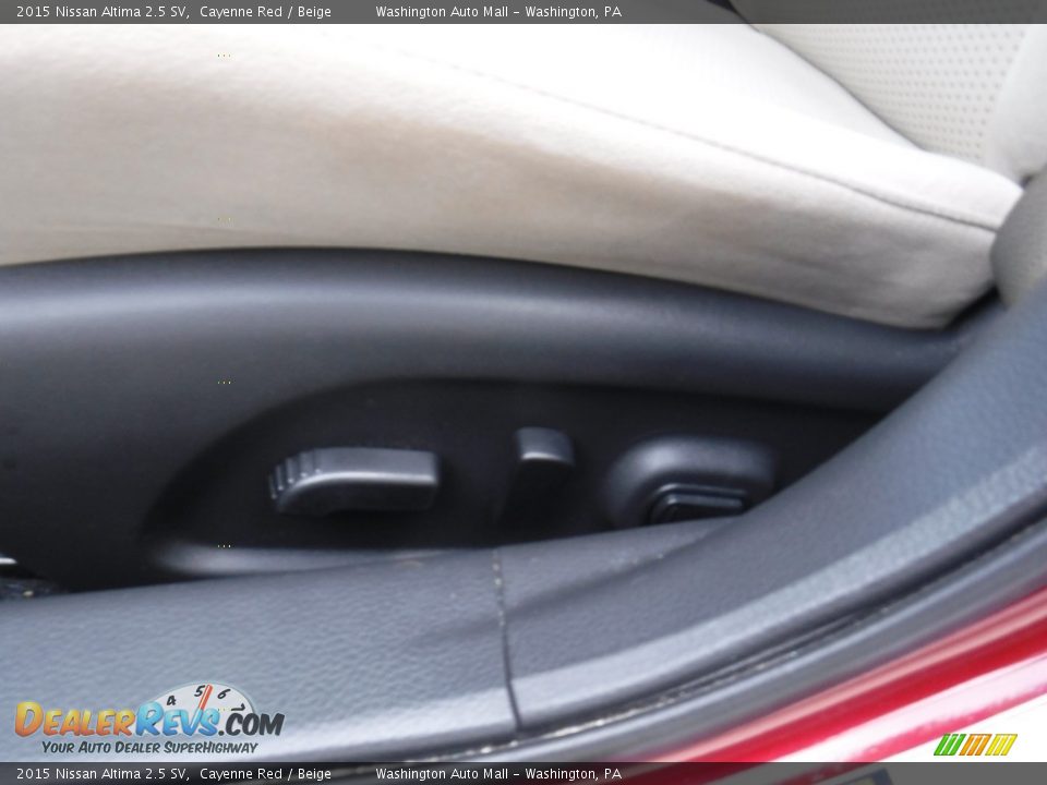 2015 Nissan Altima 2.5 SV Cayenne Red / Beige Photo #17