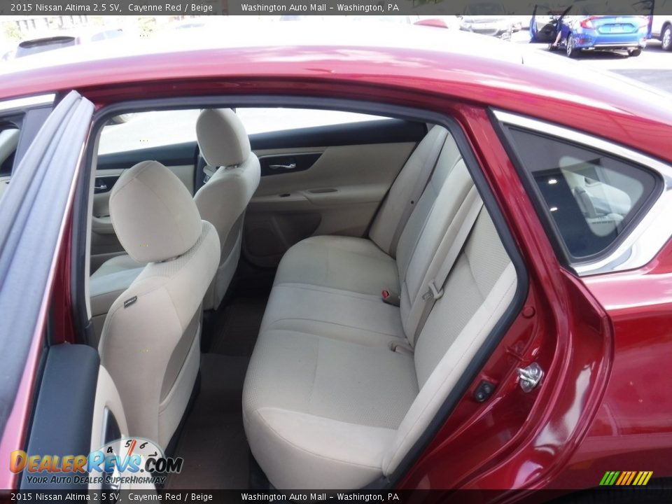 2015 Nissan Altima 2.5 SV Cayenne Red / Beige Photo #24