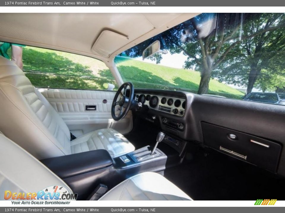 1974 Pontiac Firebird Trans Am Cameo White / White Photo #9