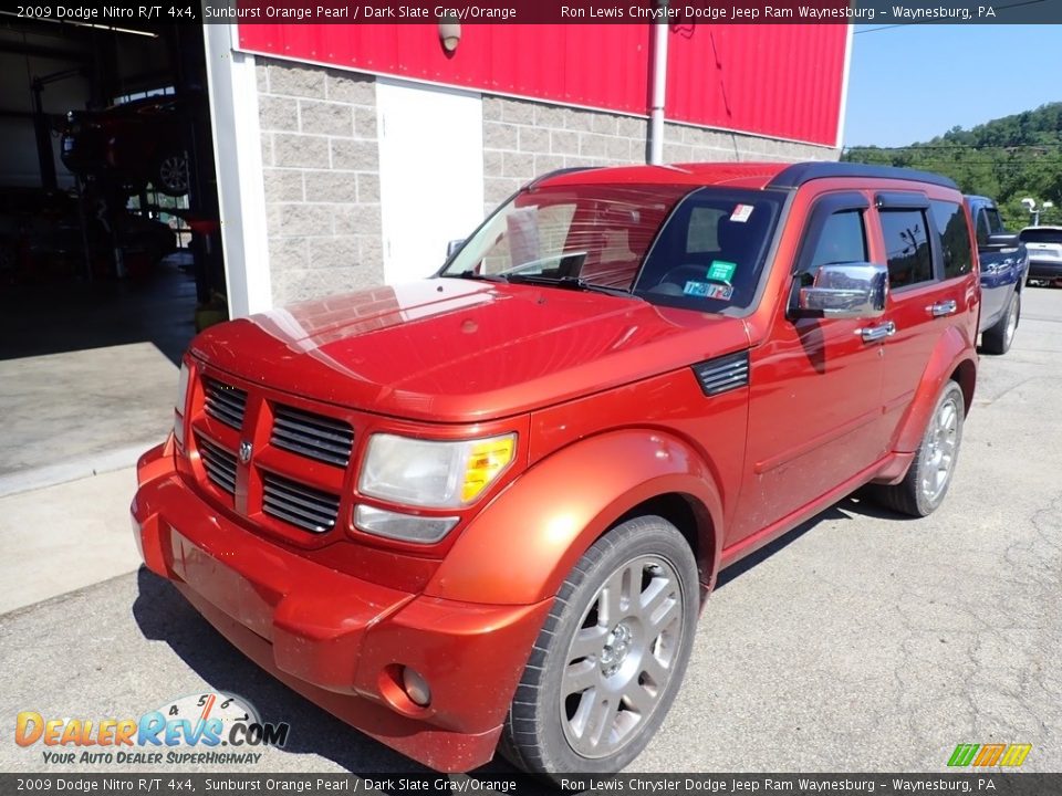 Sunburst Orange Pearl 2009 Dodge Nitro R/T 4x4 Photo #1