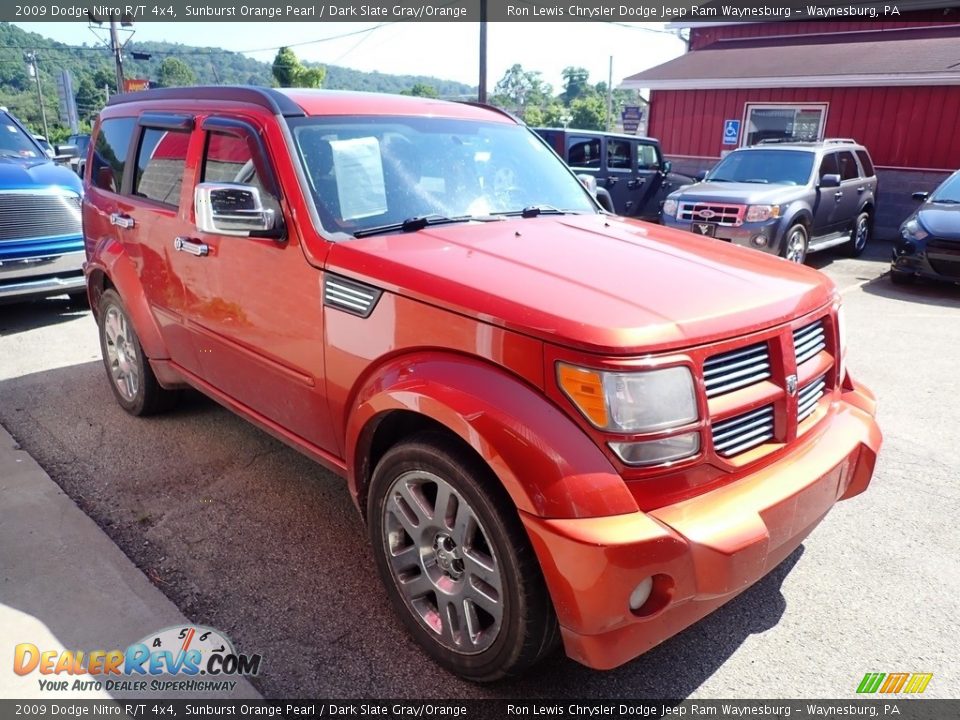 2009 Dodge Nitro R/T 4x4 Sunburst Orange Pearl / Dark Slate Gray/Orange Photo #3