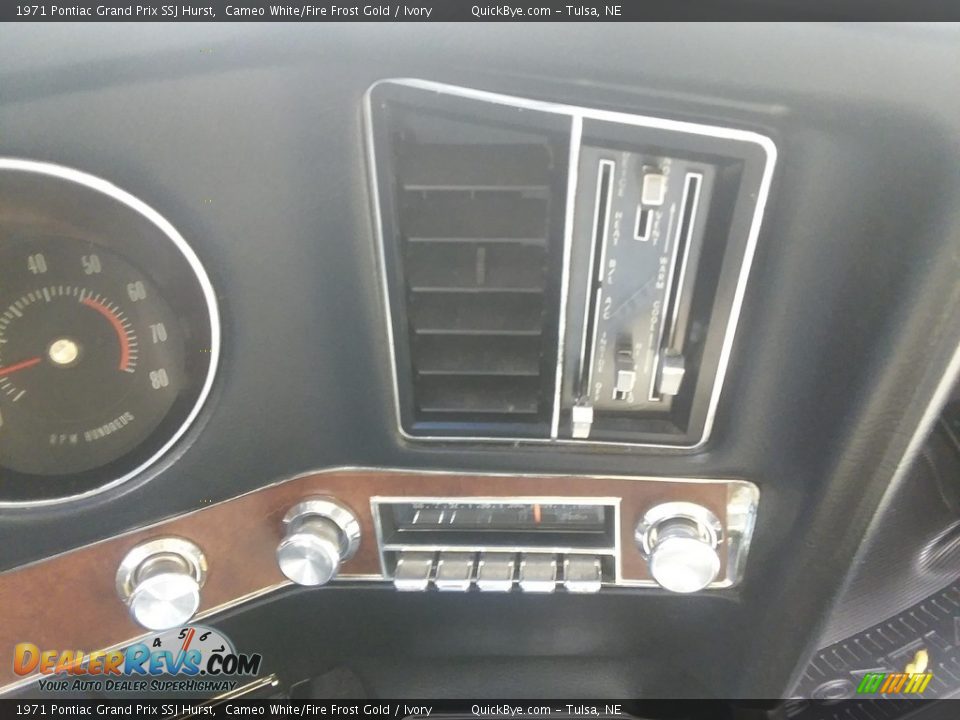 Controls of 1971 Pontiac Grand Prix SSJ Hurst Photo #14