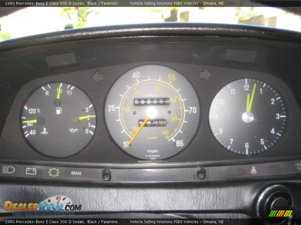 1980 Mercedes-Benz E Class 300 D Sedan Gauges Photo #24